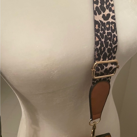 New Cross Body~ Bag-Strap not included - Picture 5 of 13